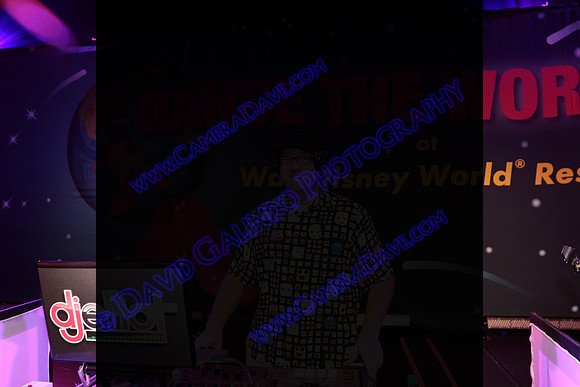 DTW16_21912