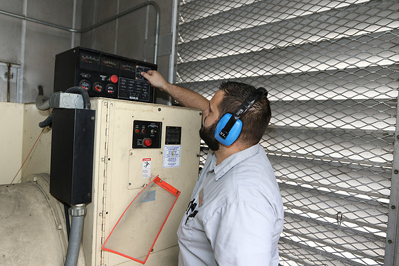 DGP_2699