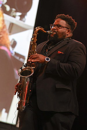 DG3_3975