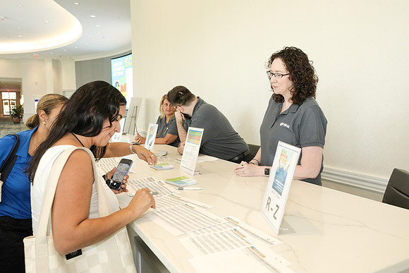 DGP55451