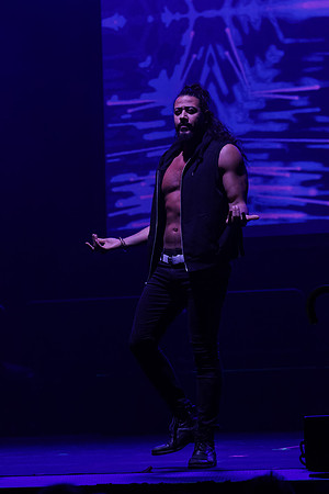 DG2_0085