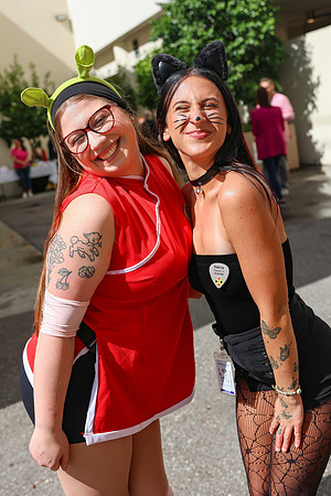 DG2_9863