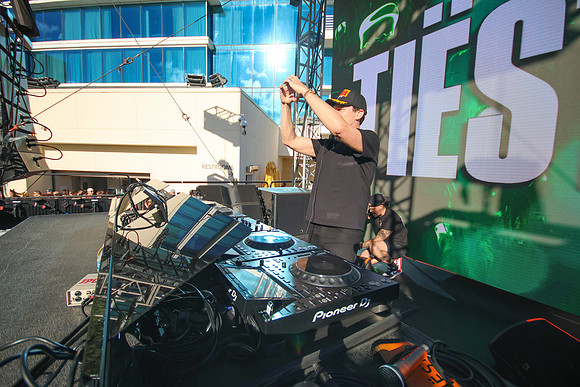 DG2_8939