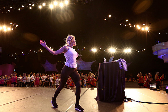WDC17_06908