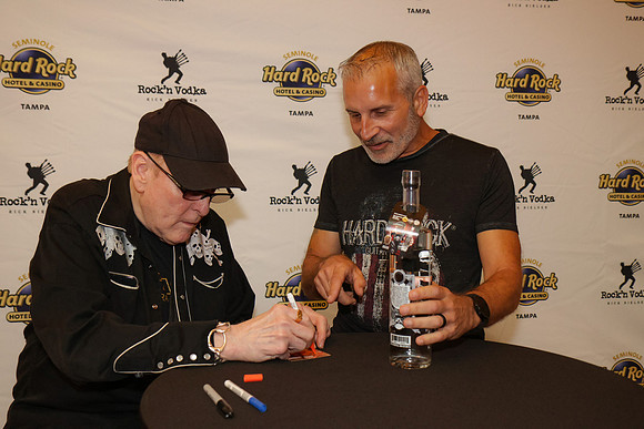 DG2_1115