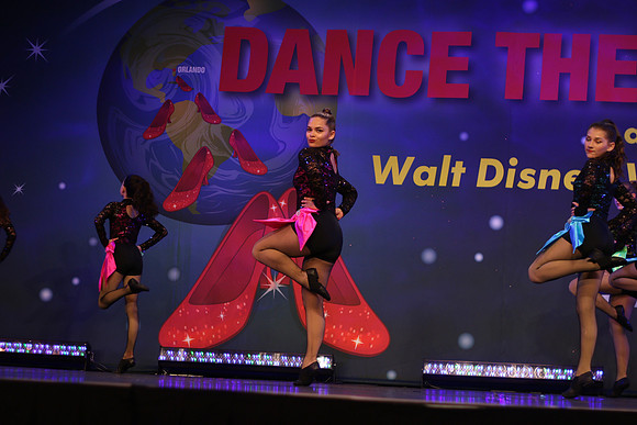 DTW17_23183
