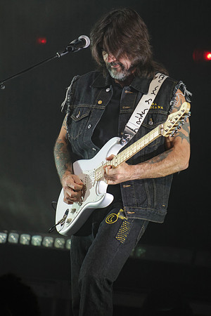 DG2_8460