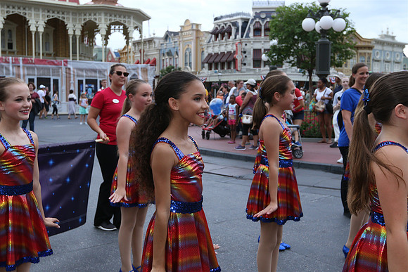 WDC17_00384