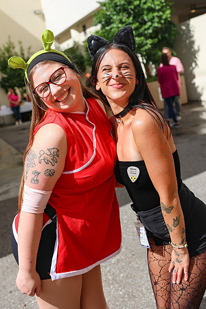 DG2_9864