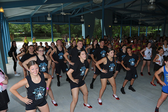 DTW17_12048