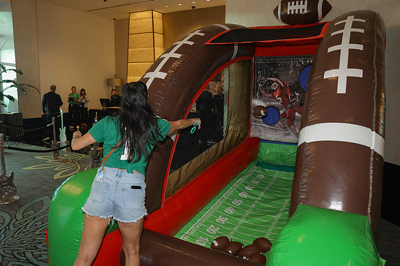 DG2_0575